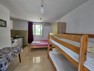 Vrsutska 81 - Sutomore - 6