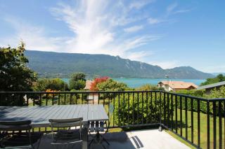 Comfortable villa with a view of Lake Bourget - 4