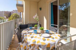 EST 22-Amplio apartamento en pleno centro JUNTO AL MAR, WIFI FIBRA, PARKING - Roses - 8