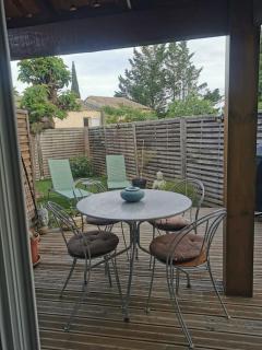 Maisonnette calme et ensoleillée, parking privé - 2