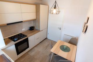 Apart B&V 706 Coresi - Balcony & Free Parking - 8