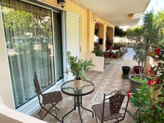 Cosy Apartment with Garden 5 min from metro - Atene - 1
