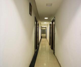 Hotel CROWN PLAZA SK - 2