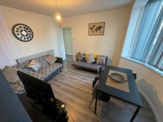 3 bedroom cosy home in Birmingham - 6