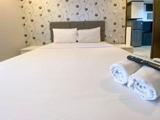 Restful and Elegant 1BR Patraland Amarta Apartment By Travelio - Beran-kidul - 4