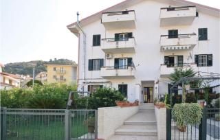 Nice Apartment In Belmonte Calabro - 7