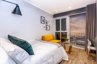 Lively space in a vibrant, Woodstock area - Cape Town - 6