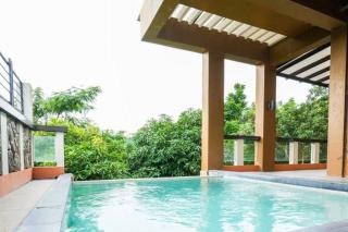 Private Villa - Overlooking View of Taal R-Maison - 1