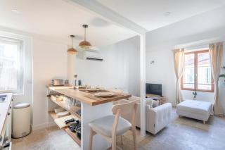 Standing - Central - Quartier des Artistes - Les Frères de la Loc' - 4