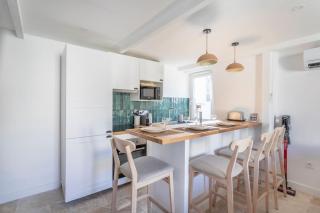 Standing - Central - Quartier des Artistes - Les Frères de la Loc' - 8