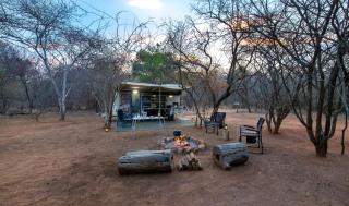 Gravel Roader Caravan at Buffelshuis Safari Camp - Golders Green - 0