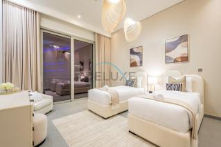 Waterfront 2BR Apartment with Assistant Room in Dream Palm Residence, Palm Jumeirah by Deluxe Holiday Homes - Dubai - 5
