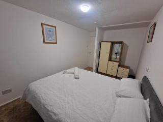 3 Bedroom furnished House - 6