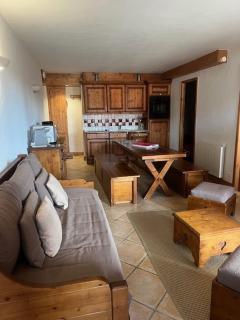 La Rosière centre, appartement 51 m2,3 pièces 2 chambres avec terrasse et parking couvert plein centre de la station, proche des pistes et commerces, ménage compris - La Rosière - 2