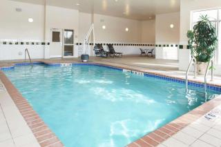 Hilton Garden Inn St. Paul Oakdale - Oakdale - 1