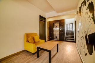 Townhouse Sarvar Hospitality Near Ascendas Park Square Mall - Bangalore - 8