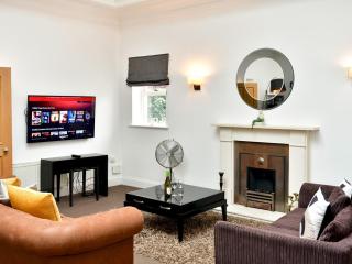 Pass the Keys Beautiful 3 bedroom apartment - Cardiff - 4