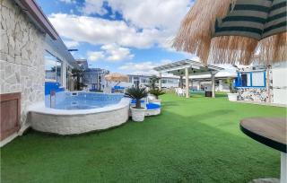 Awesome Apartment In Grottaglie - 8