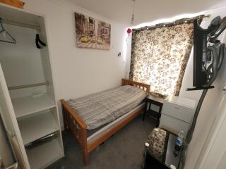 Kosy RoomZ - 7