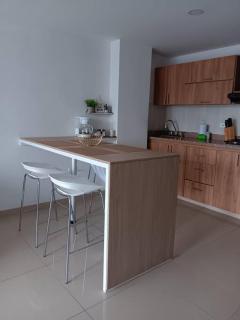 RentalsOP AN04 Apartamento con balcon cerca al CC Plaza Arrayanes Excelente vista - 2