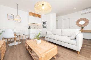 WintowinRentals Goleta Suites 2B - Málaga - 1