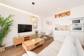 WintowinRentals Goleta Suites 2B - Málaga - 5