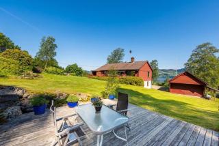 Nice House by the Sea with private beach and jetty - Hjelmeland - 7