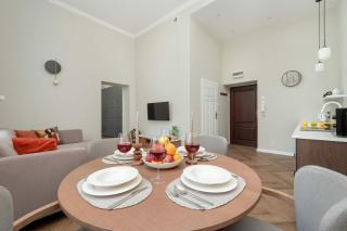 Jaracza Bright Apartment Łódź by Noclegi Renters - Łódź - 3
