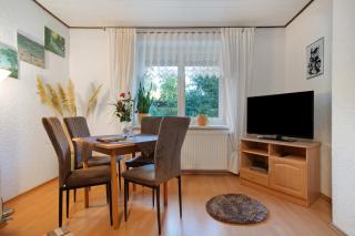 Rosi's Ferienwohnung - Hohenzieritz - 2