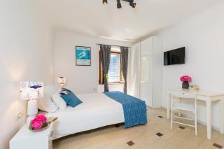 Old Town Suites and Rooms - Poreč - 4