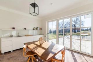 Luxus Villa mit großem Pool Perfekt für Retreats & Seminare nähe Graz - - 9