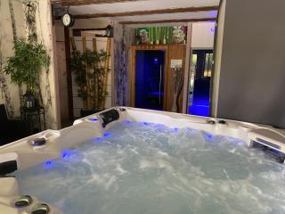 Le Noctambulle Spa - Pradines - 4