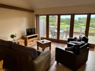1 Coopers Cottage, Bodiam, East Sussex - 2