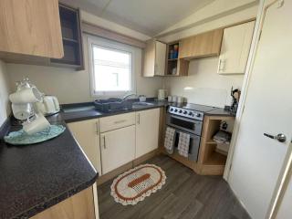 Great caravan with homely feel in Clacton-on-Sea - Clacton-on-Sea - 8