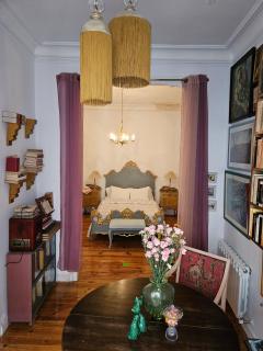 Room in Apartment - Spectacular Room With Balcony In The City Centre - 9