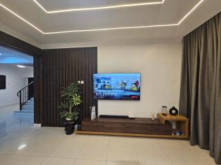 The Opal Crest Penthouse - 3