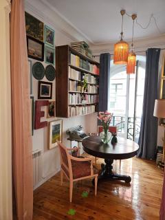 Room in Apartment - Spectacular Room With Balcony In The City Centre - 3