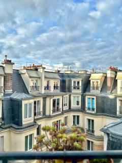 Charmant Studio Montmartre dernier étage calme - París - 9