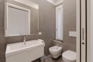 Lovely and cosy apartment near Porta Romana - Milan - 6