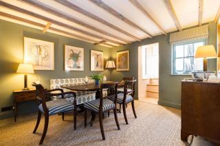 London Living – 3 Bedroom Home in Chelsea - London - 3