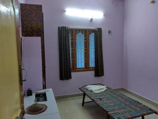 Arunachala Home Stay - 4