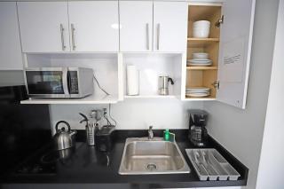 Family Pet Friendly Apartment 3 Minute Walk to Miami Beach - Miami Beach - 3