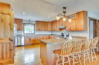 Wooded Escape with Pond and Grill in Pleasant City! - - 1