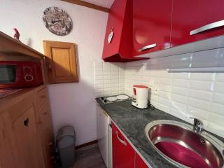 Studio cosy avec balcon, proche télécabine, 4 pers, cuisine équipée, TV et Multispass inclus - FR-1-198-128 - Châtel - 0