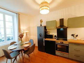 Cosy Perle & Calypso - Centre 4 Ch -10 pers -2 Parking - Pau - 2