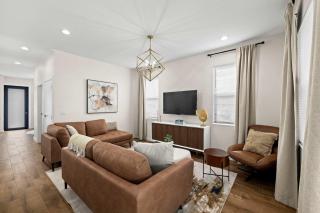 Brand-New Construction Premier Tampa Bay Location - Tampa - 0