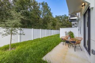 Brand-New Construction Premier Tampa Bay Location - Tampa - 6