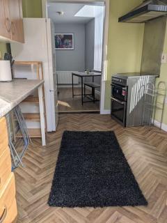 New Central Ground Floor Apartment - 5