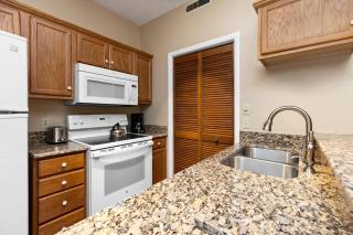 Three Ridges 84 with Wintergreen Advantage - 8