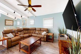 The Orange Crush - 5BR Beachfront Family Retreat - Ocean City - 2